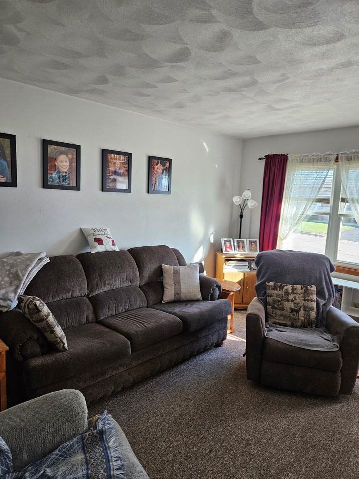 309 5th St - Photo 2 of 8
