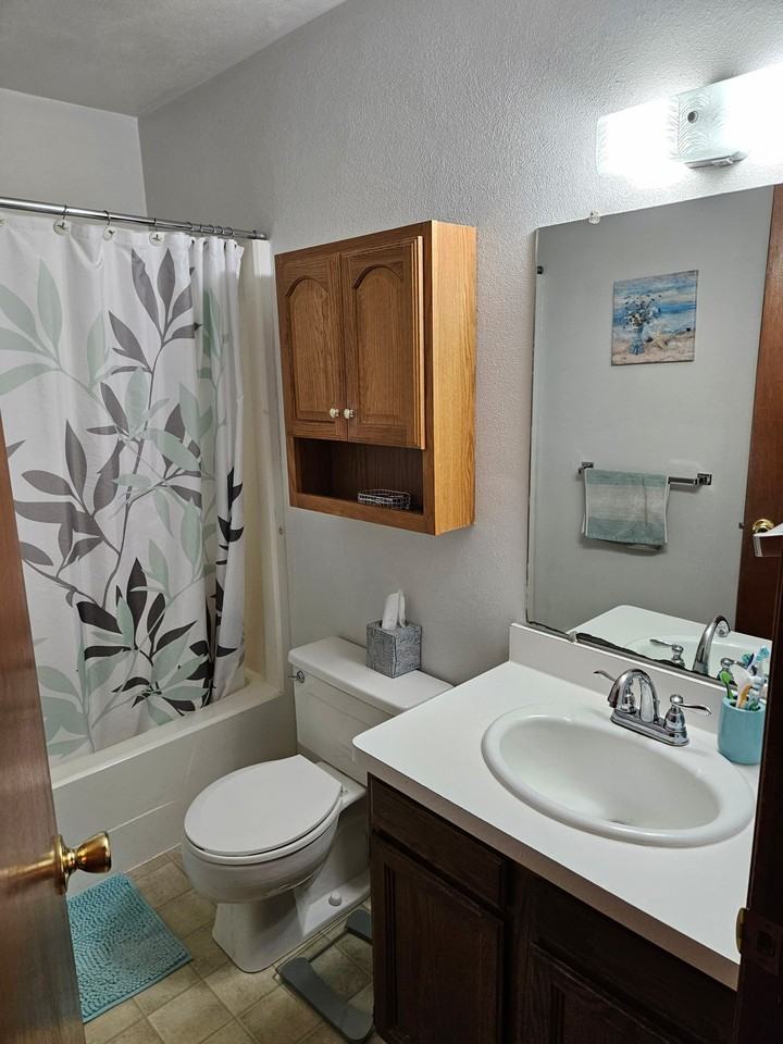 309 5th St - Photo 7 of 8