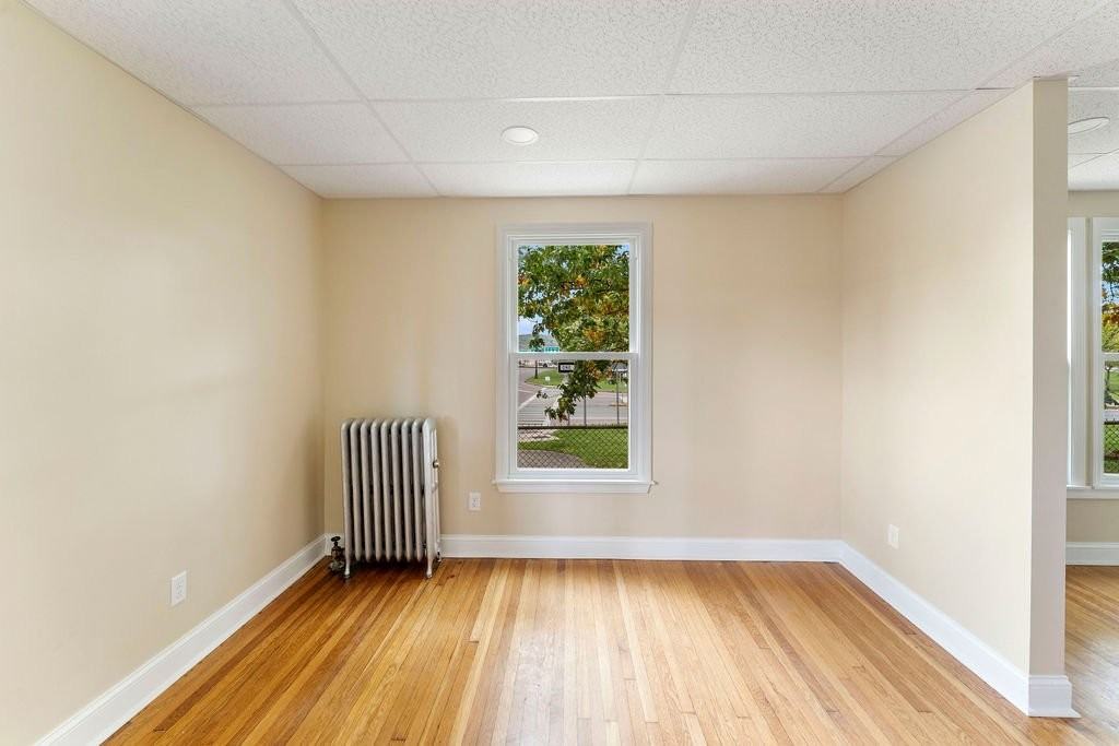 226 Court St #2 - Photo 5 of 10