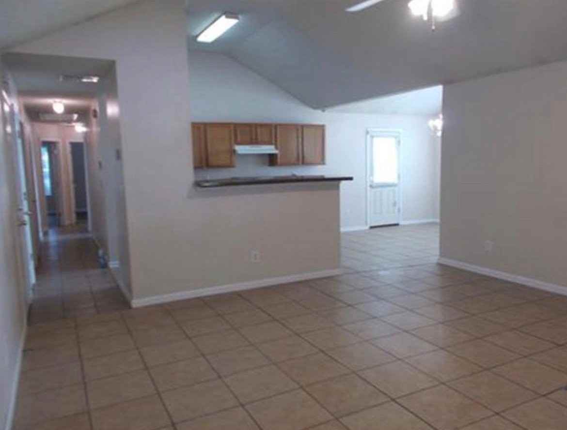 3820 Cypress Pointe Dr - Photo 2 of 2