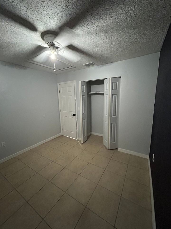644 Pineville Ln - Photo 5 of 11
