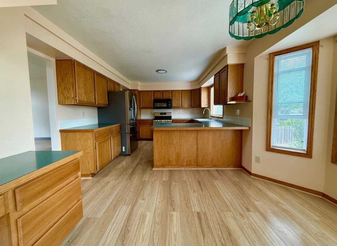 3019 Indigo Cir N - Photo 3 of 14