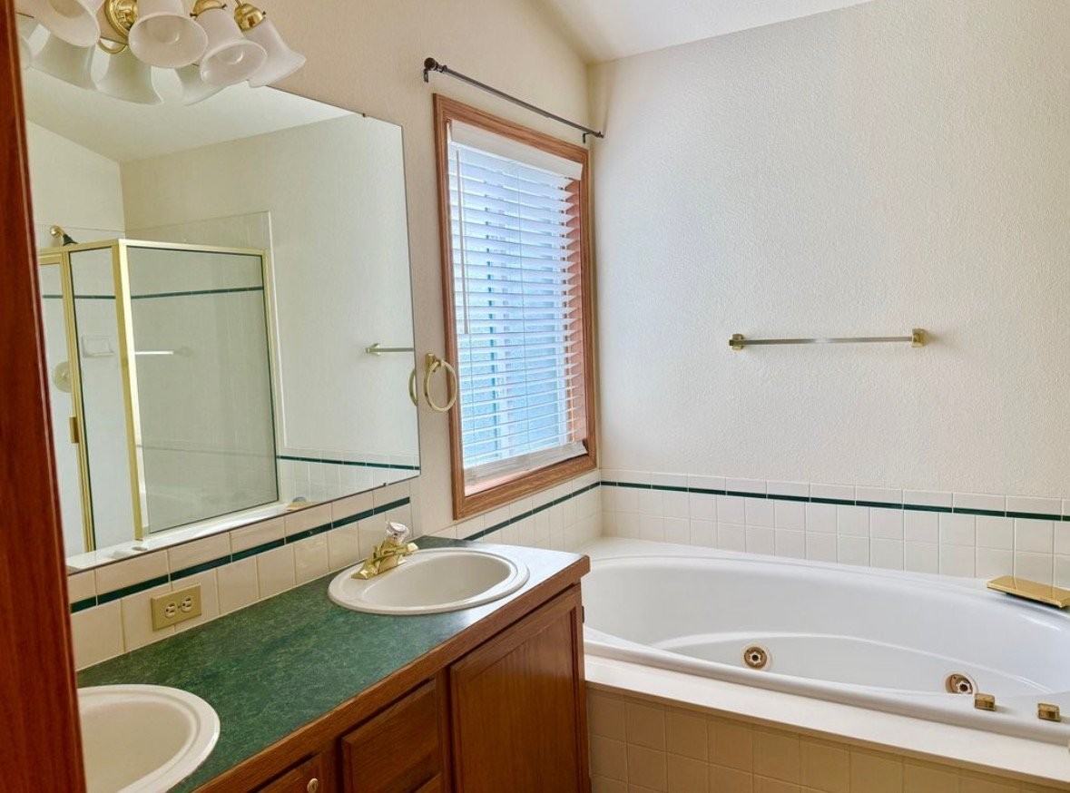 3019 Indigo Cir N - Photo 7 of 14