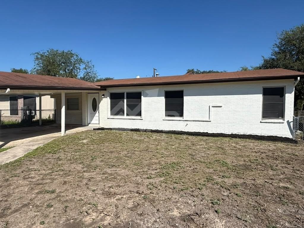7419 Buckboard Ln - Photo 2 of 20