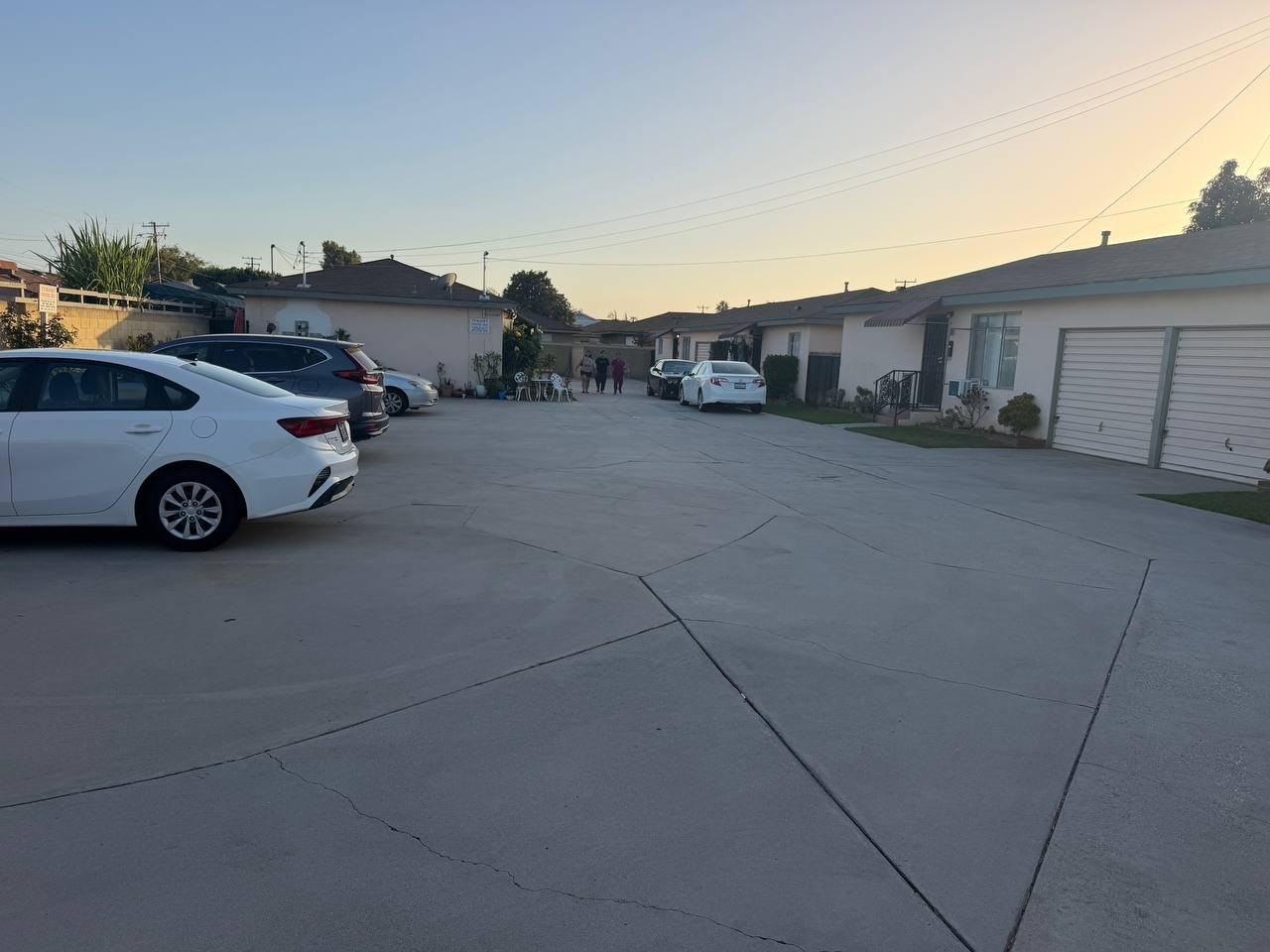 12623 Barlin Ave #H - Photo 4 of 17