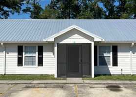 featured image of 1427 N Paris St #B