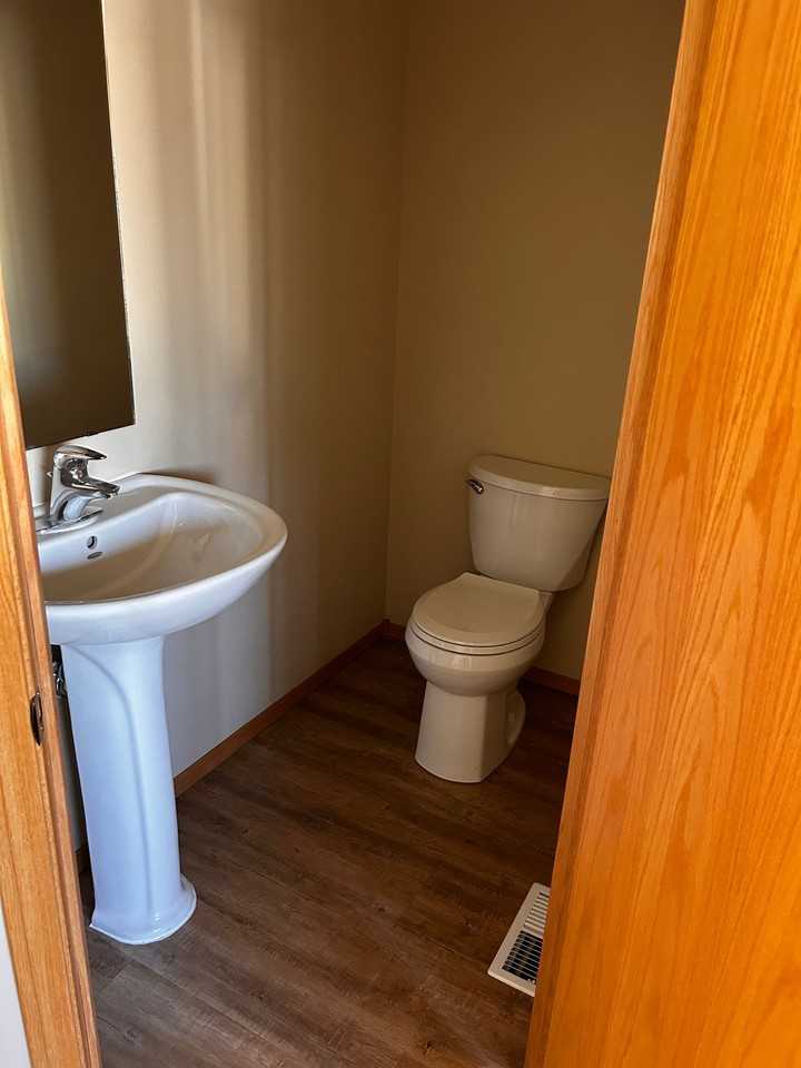 1226 Cottonwood Blvd #22 - Photo 4 of 13