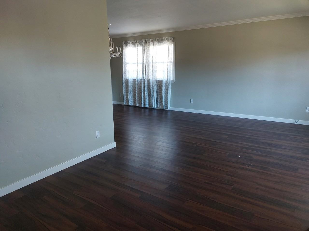 3736 Poe St - Photo 4 of 15