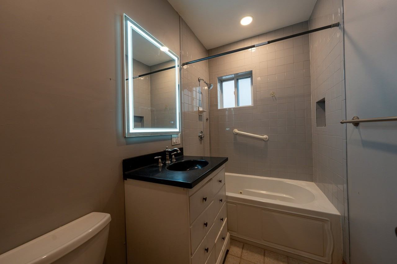 92 Glendale St #1 - Photo 5 of 13