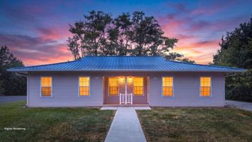 featured image of 814 Gaston St