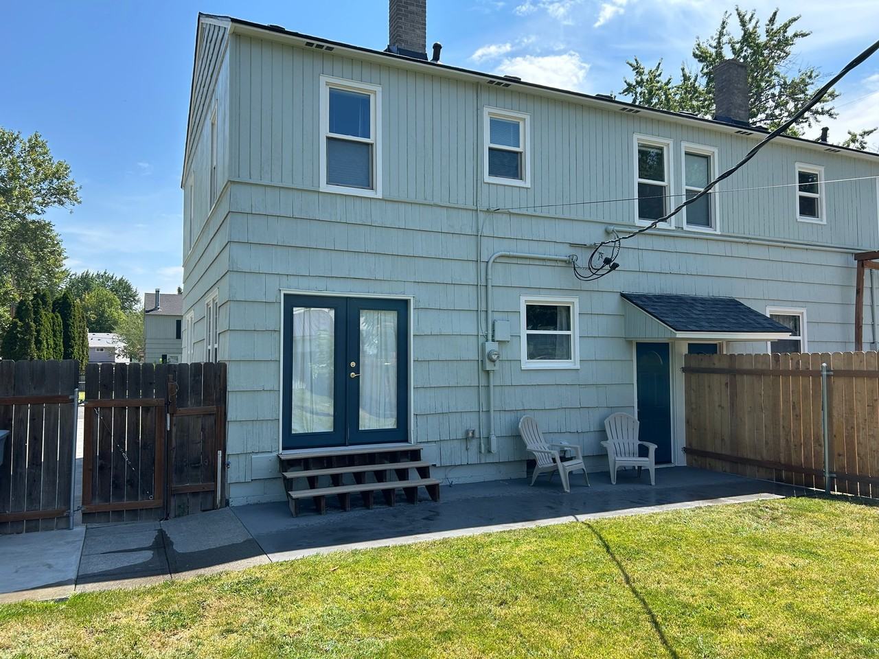 1011 Mcpherson Ave - Photo 2 of 20