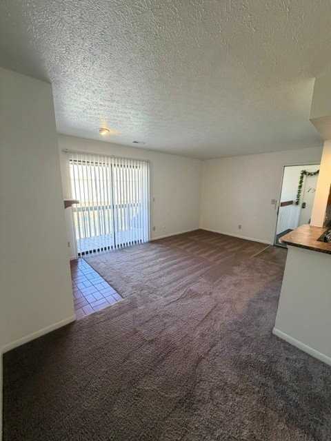 2275 Hedgerow Rd #H - Photo 5 of 19