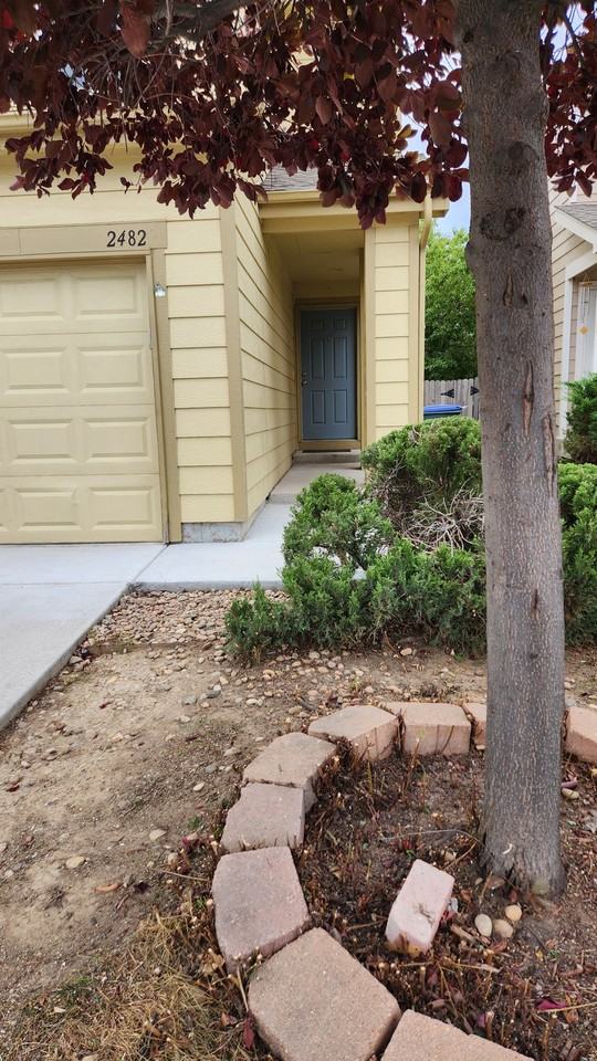 2482 E 110th Pl - Photo 2 of 18