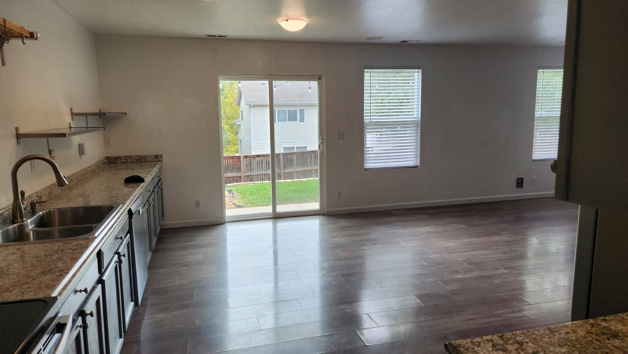 2482 E 110th Pl - Photo 7 of 18