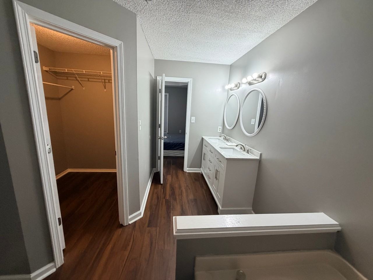 2988 Ruby Ct - Photo 4 of 9