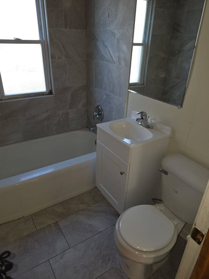 4548 N 76th St - Photo 6 of 10