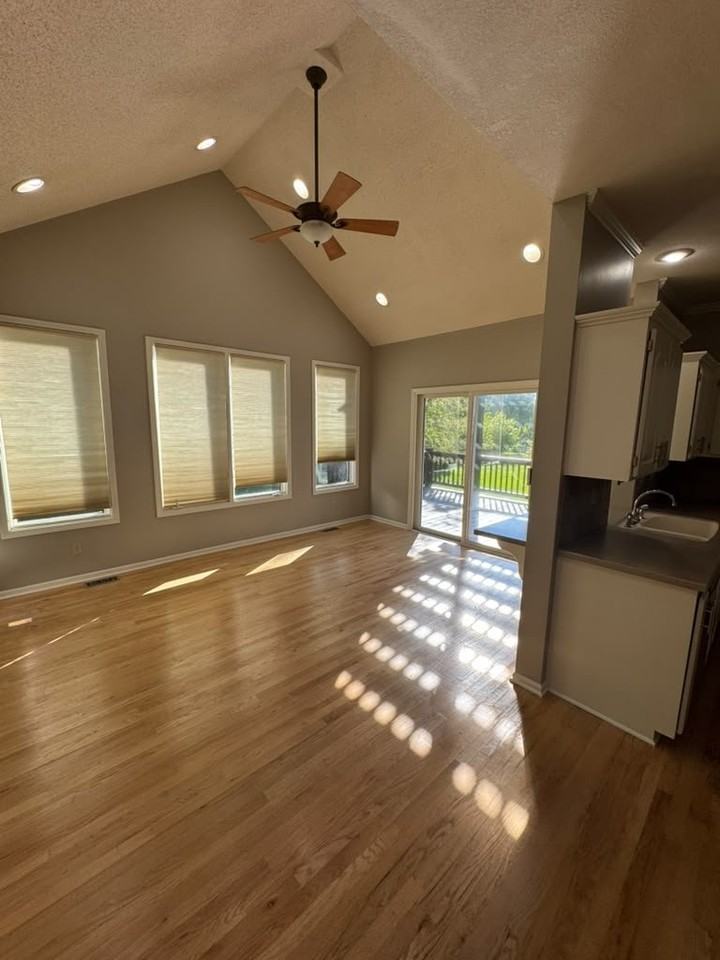 5605 W 157th Pl - Photo 5 of 20