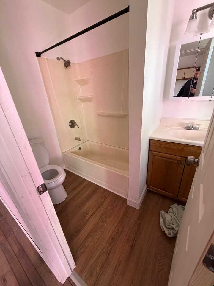 25 Woodbine St #2 - Photo 5 of 9