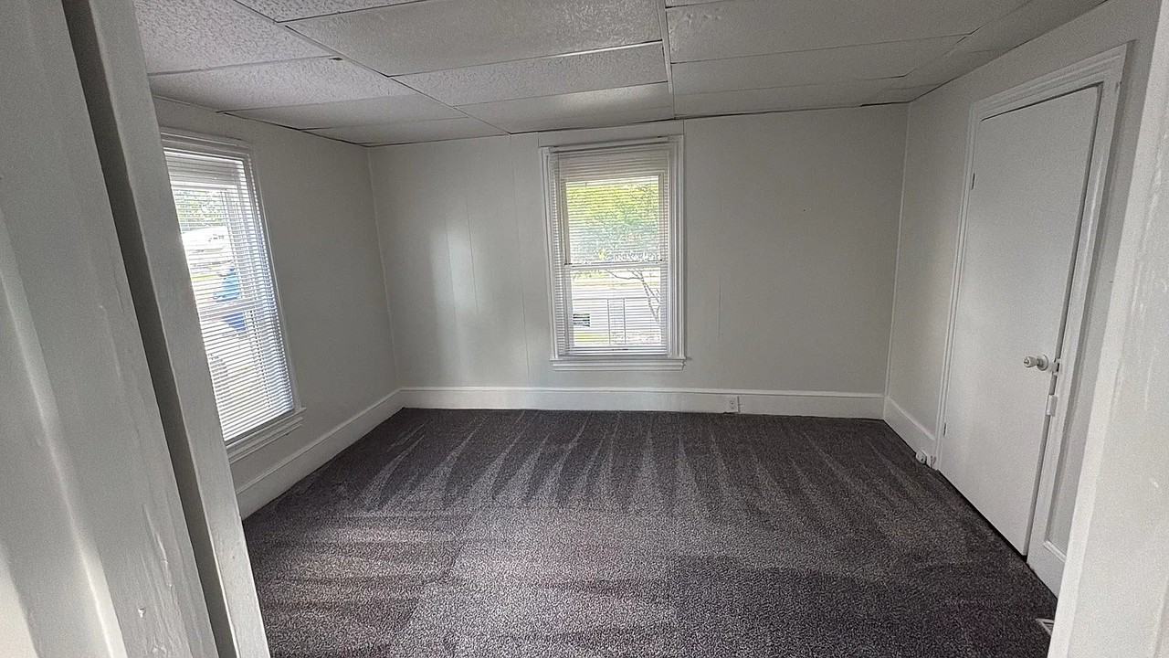 622 S 2nd St #2 - Photo 4 of 5