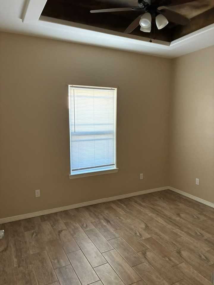 3009 Basil Dr #4 - Photo 4 of 8