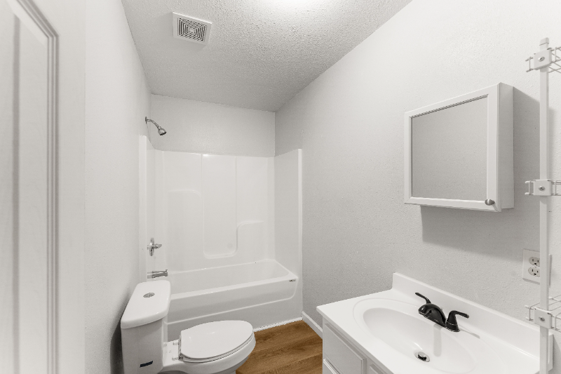 E 17th St #2232 - Photo 4 of 7