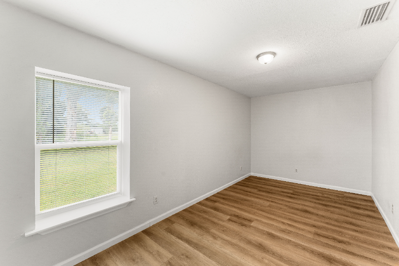 E 17th St #2232 - Photo 5 of 7
