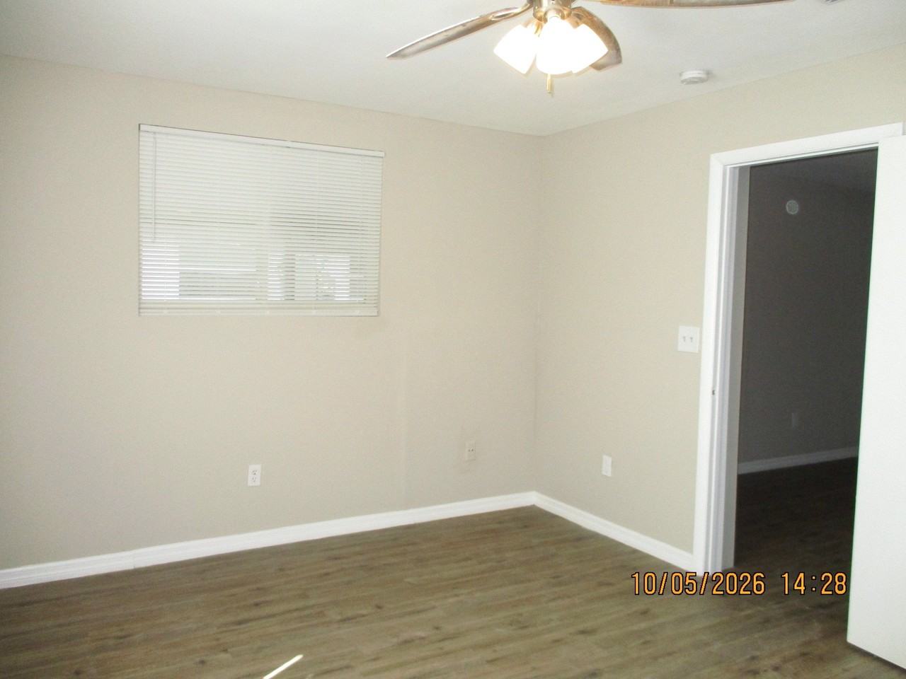 228 S Keech St - Photo 7 of 15
