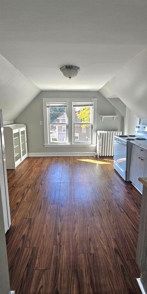 172 Fountain St #3