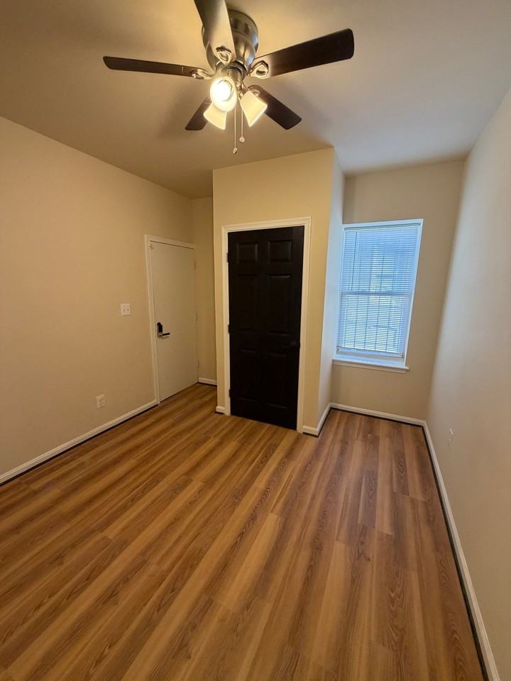 2310 Jefferson St - Photo 7 of 15