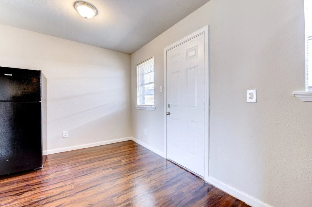 5513 Cavalcade St #16 - Photo 3 of 8