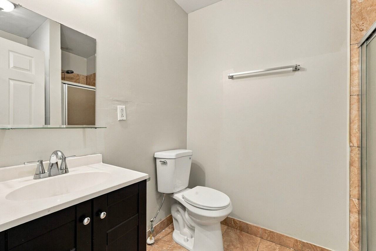 2120 N 8th St #2120N8thST - Photo 3 of 14
