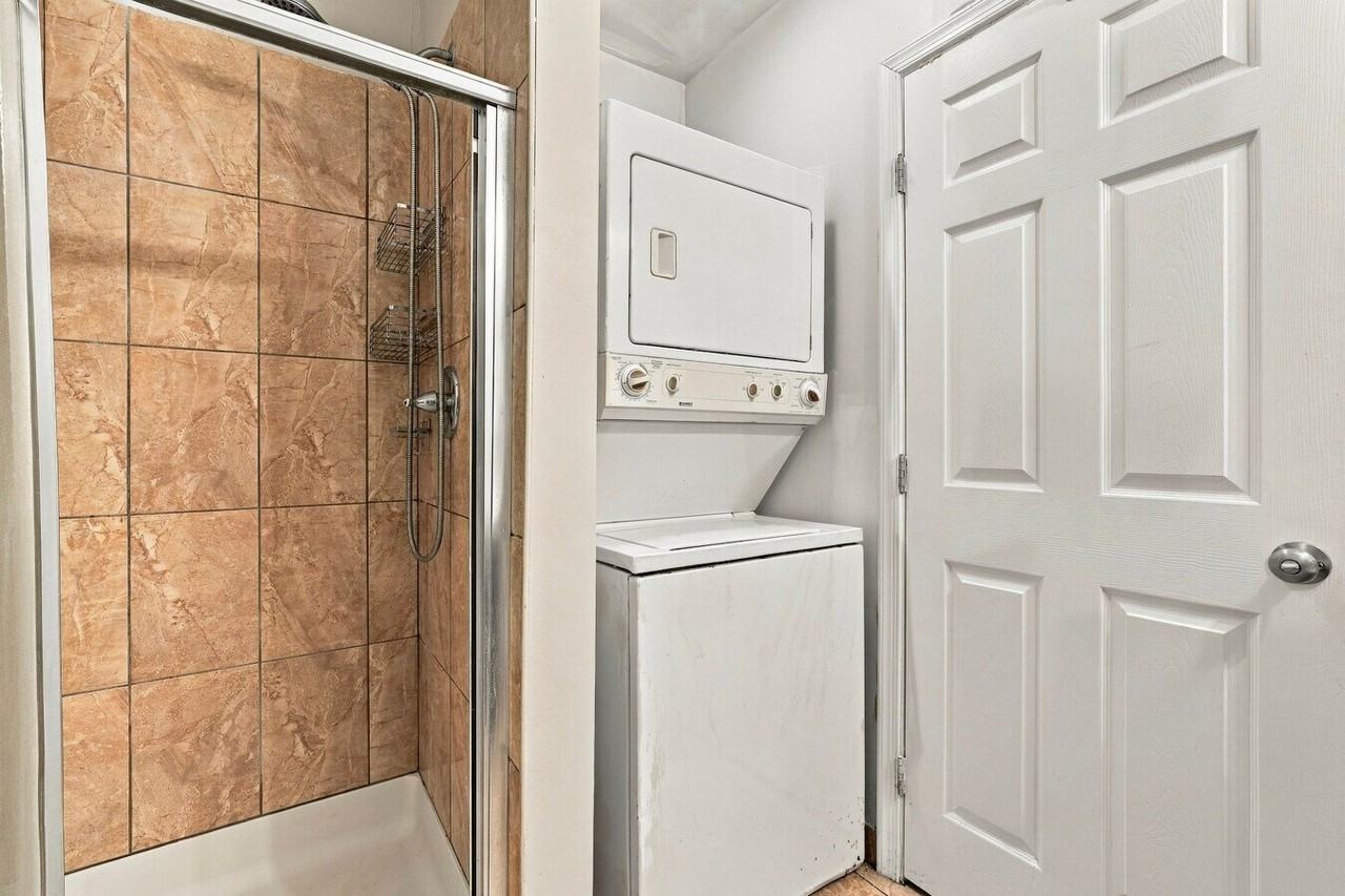 2120 N 8th St #2120N8thST - Photo 5 of 14