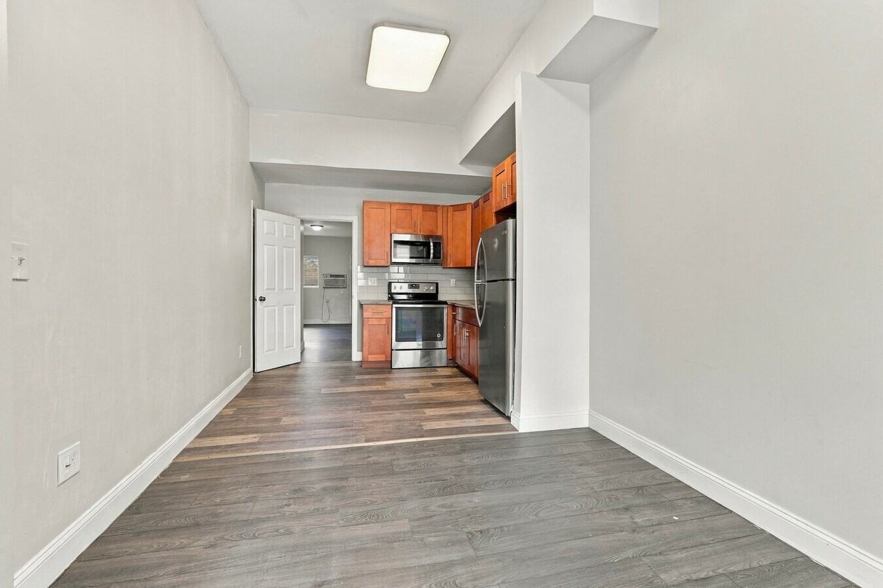 2120 N 8th St #2120N8thST - Photo 7 of 14