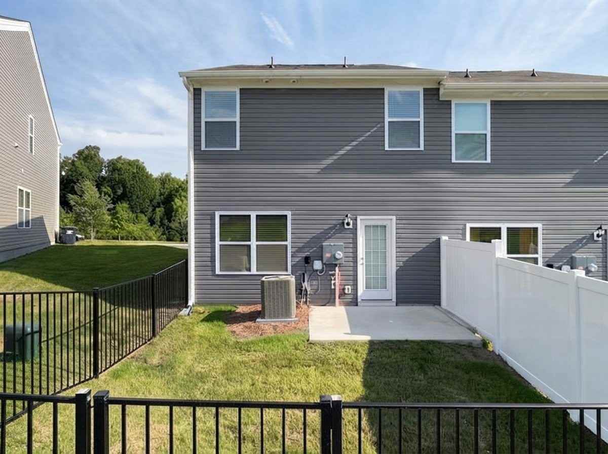 311 Ritter Ln - Photo 2 of 8