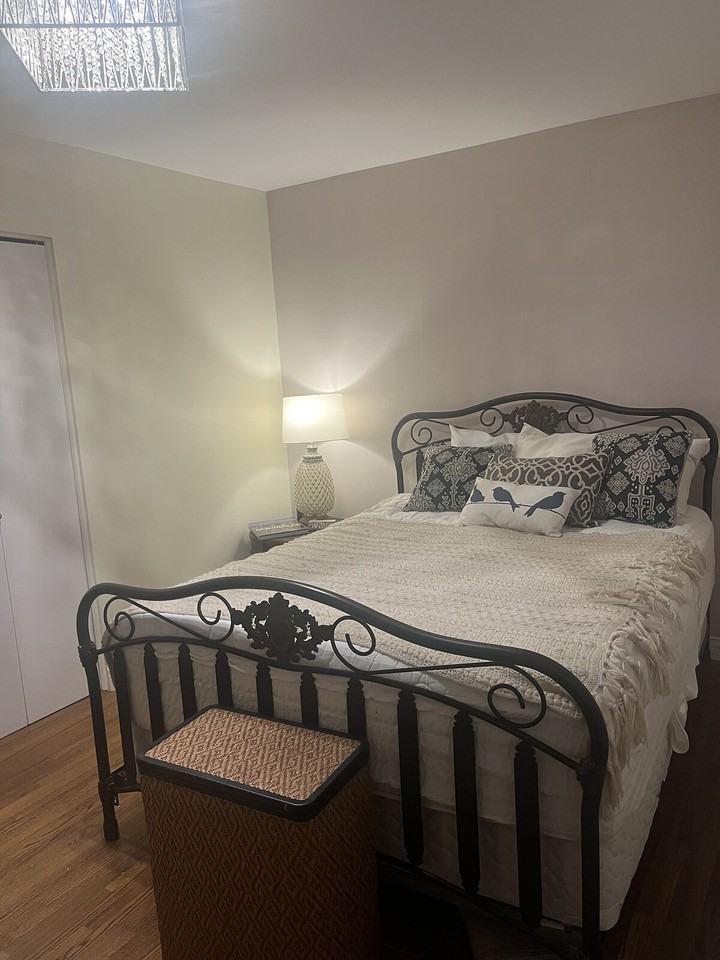 412 Regal Pk Ne - Photo 5 of 16