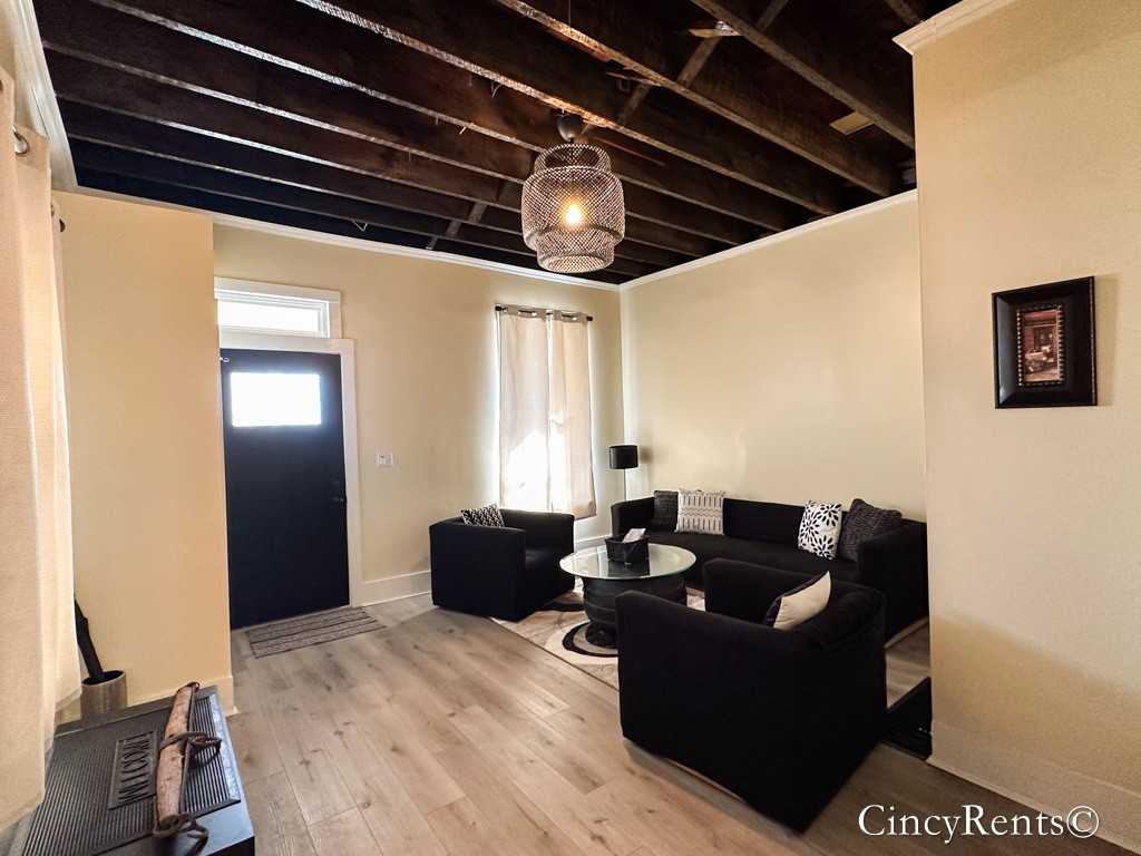 2456 Riverside Dr #NA - Photo 3 of 27