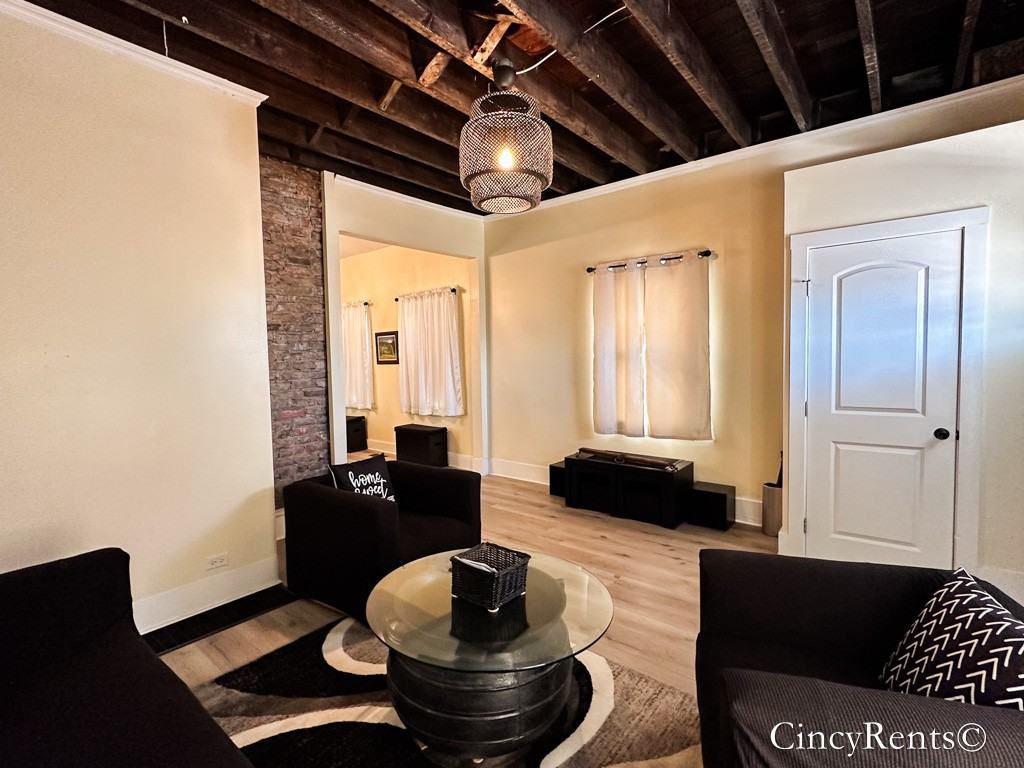 2456 Riverside Dr #NA - Photo 5 of 27