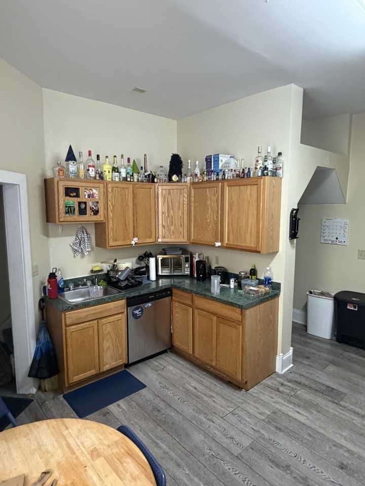 2209 W Clifton Ave #NA - Photo 4 of 17