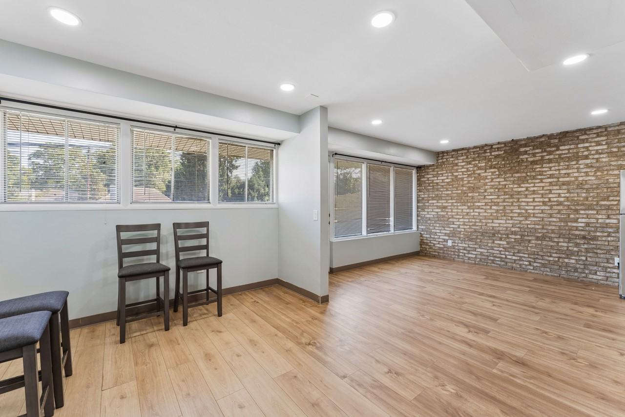 9208 Colesville Rd #NA - Photo 2 of 13