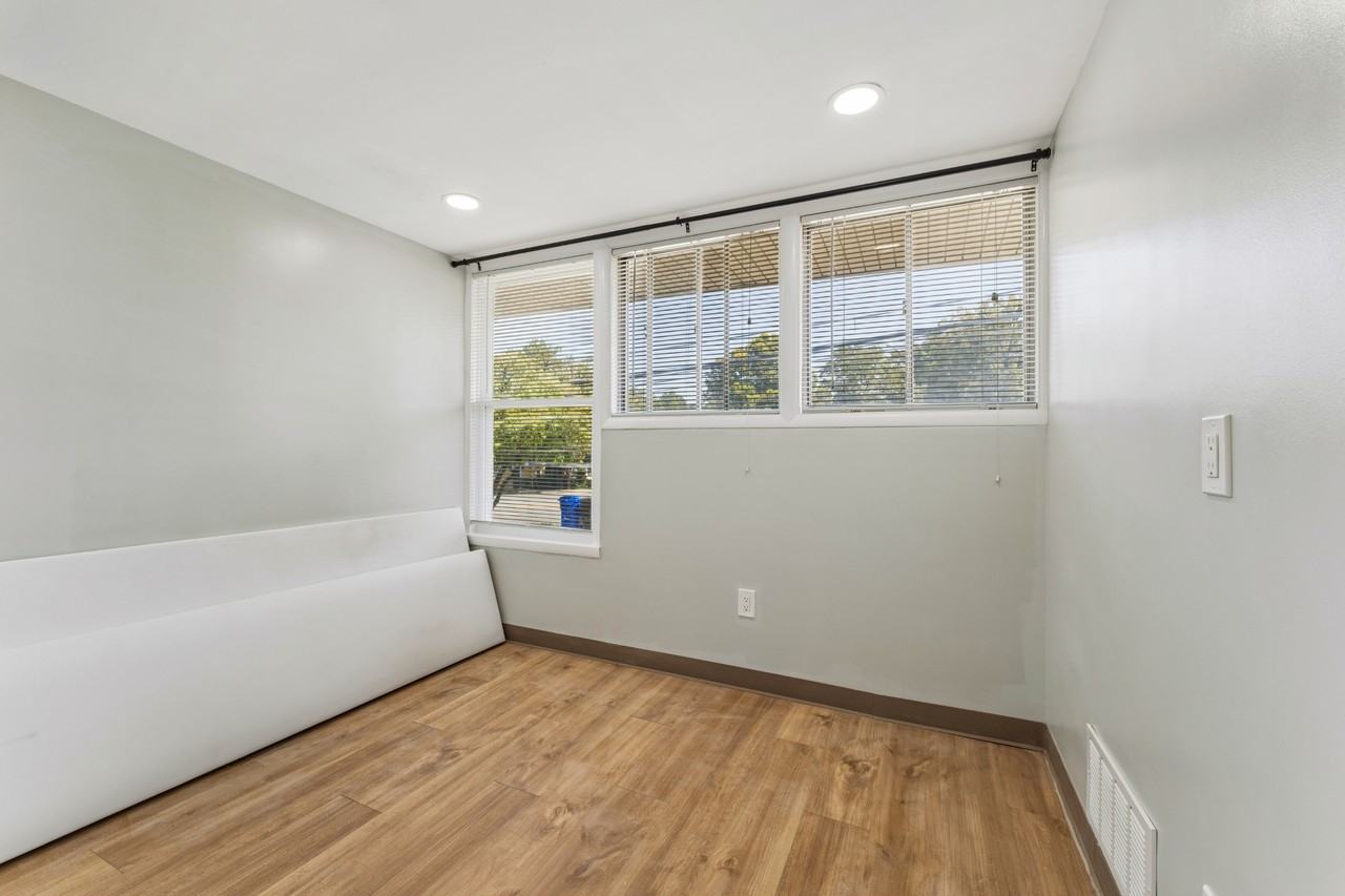 9208 Colesville Rd #NA - Photo 7 of 13