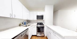 135 E 16th St #2B - Photo 1 of 1