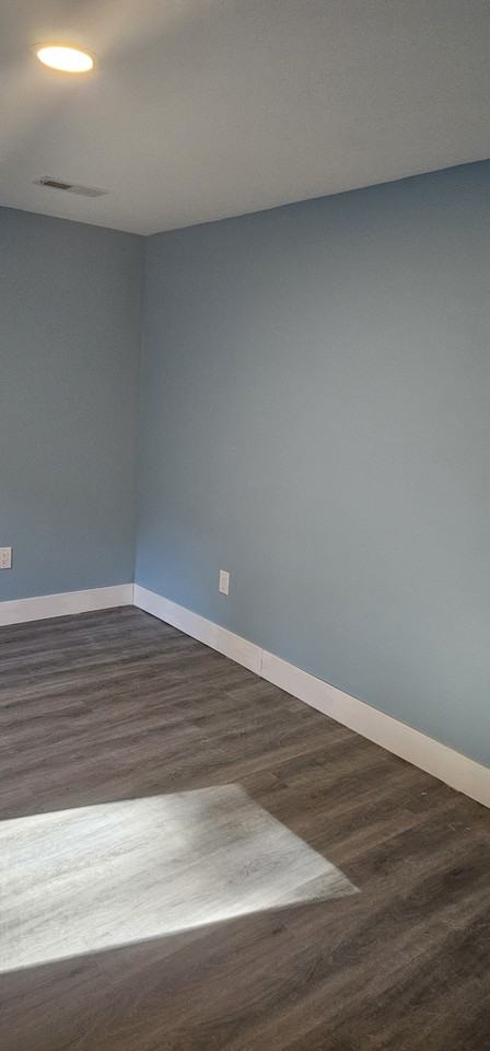 427 Breens Ct Sw #NA - Photo 2 of 5