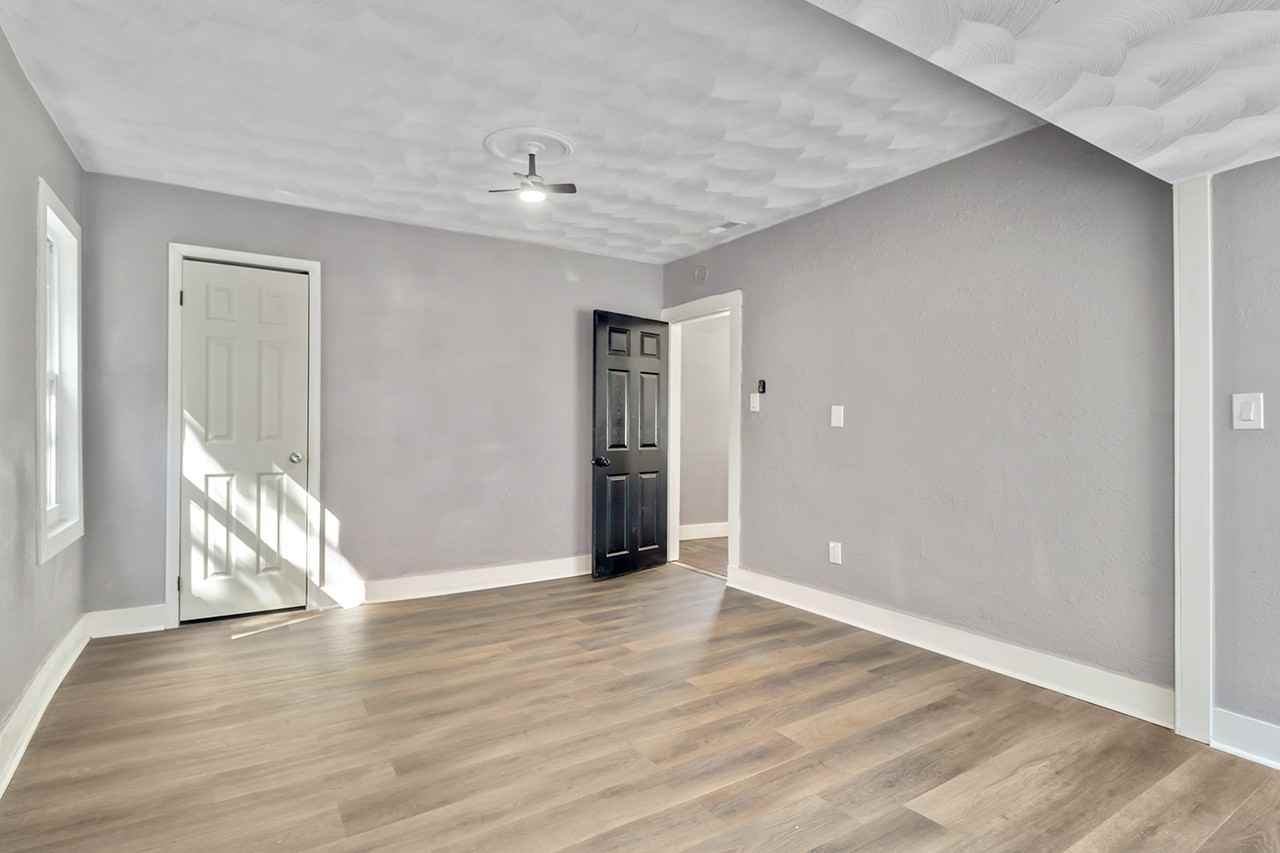 833 Fremont St #1 - Photo 4 of 20