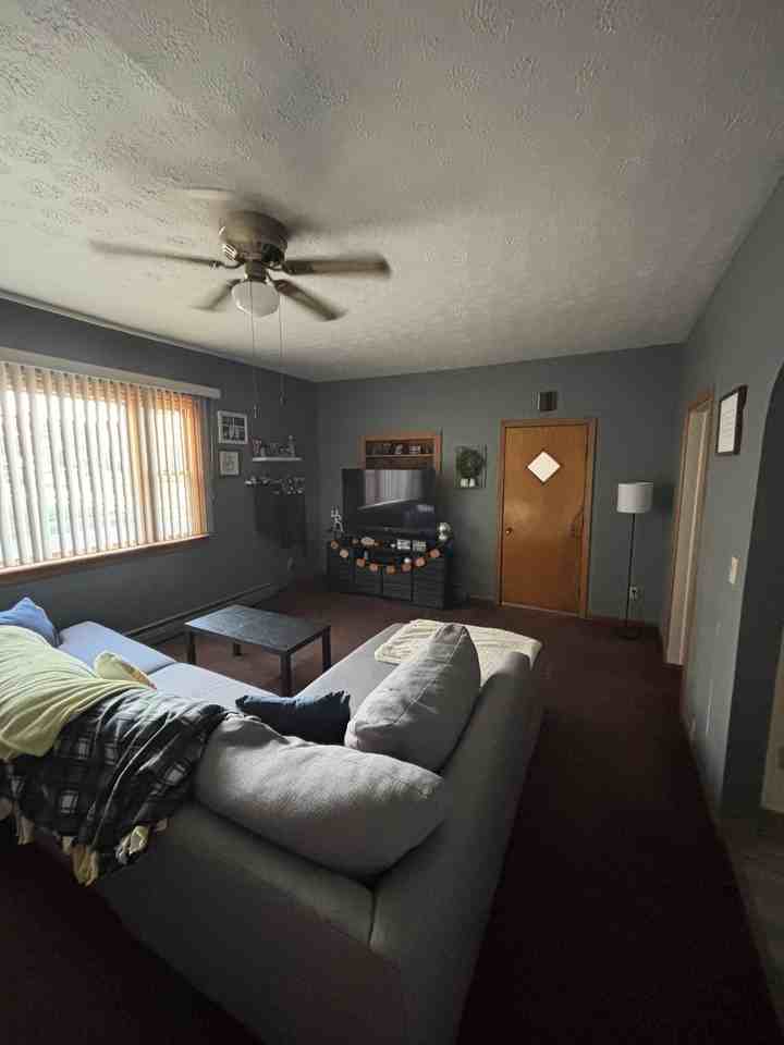 104 Evans St #B - Photo 6 of 21