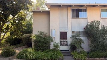 featured image of 5142 Calle Real #B
