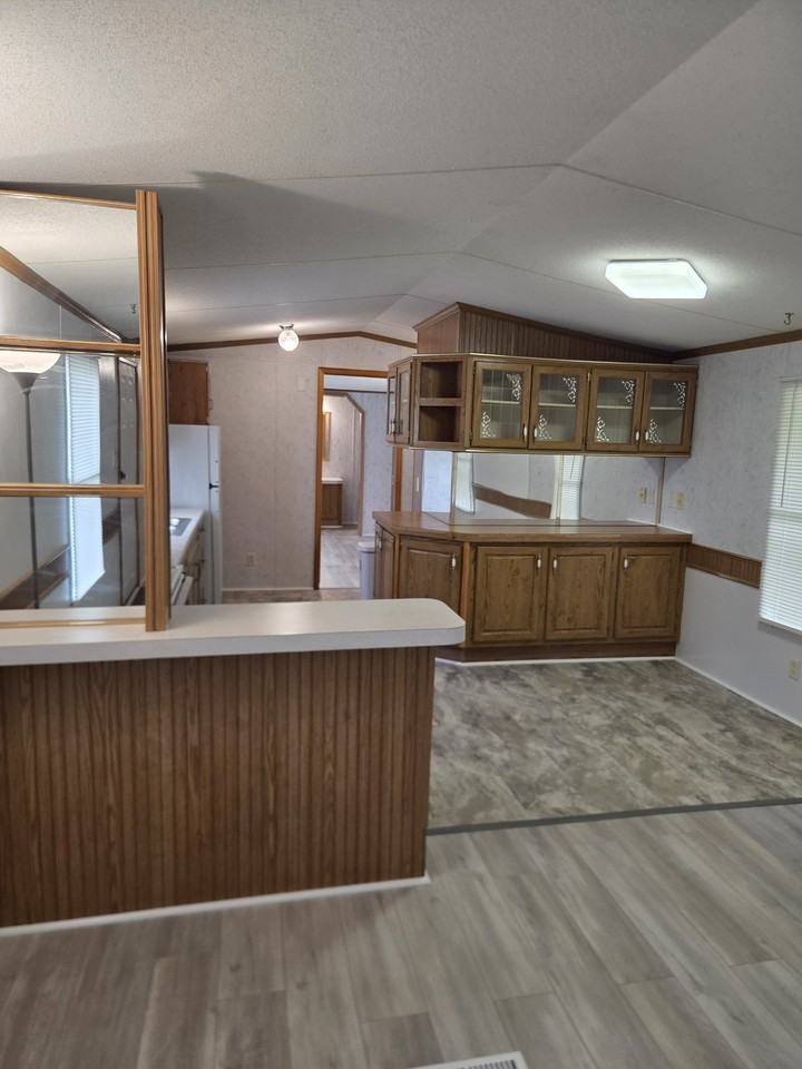 41 Pleasant Dr #NA - Photo 7 of 18