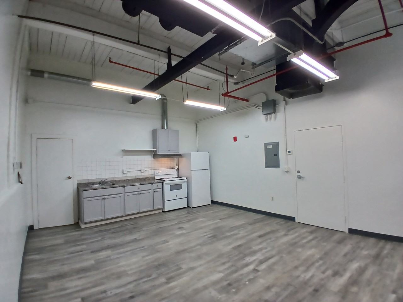 1841 Broad Street #B8 - Photo 6 of 12