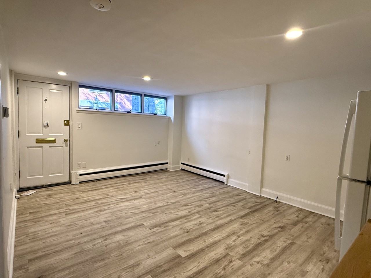 22 Anderson St #2 - Photo 2 of 14