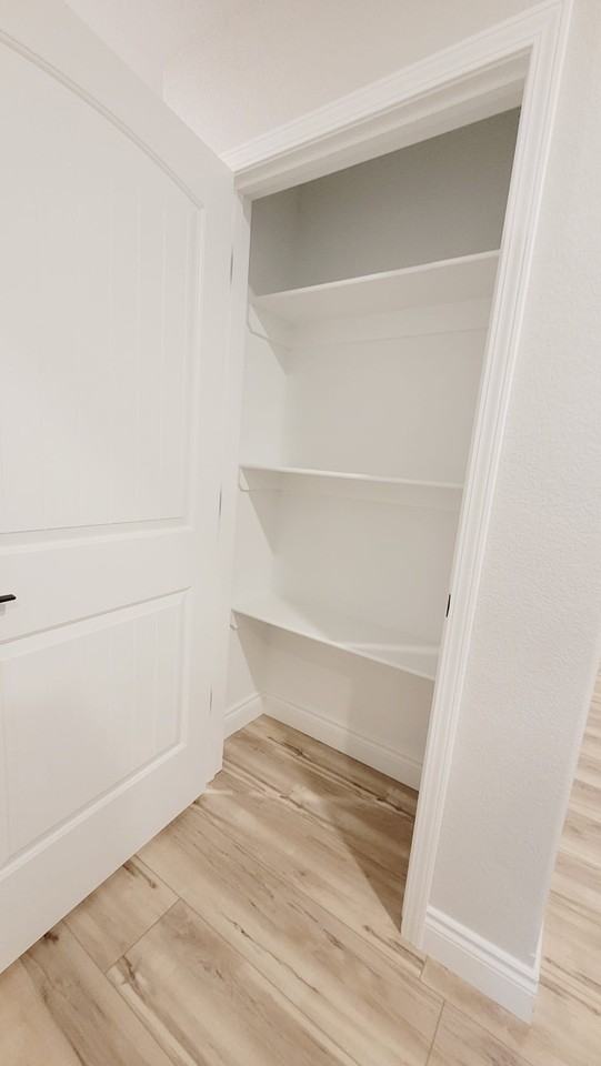 1024 Rex Ave #NONE - Photo 2 of 12