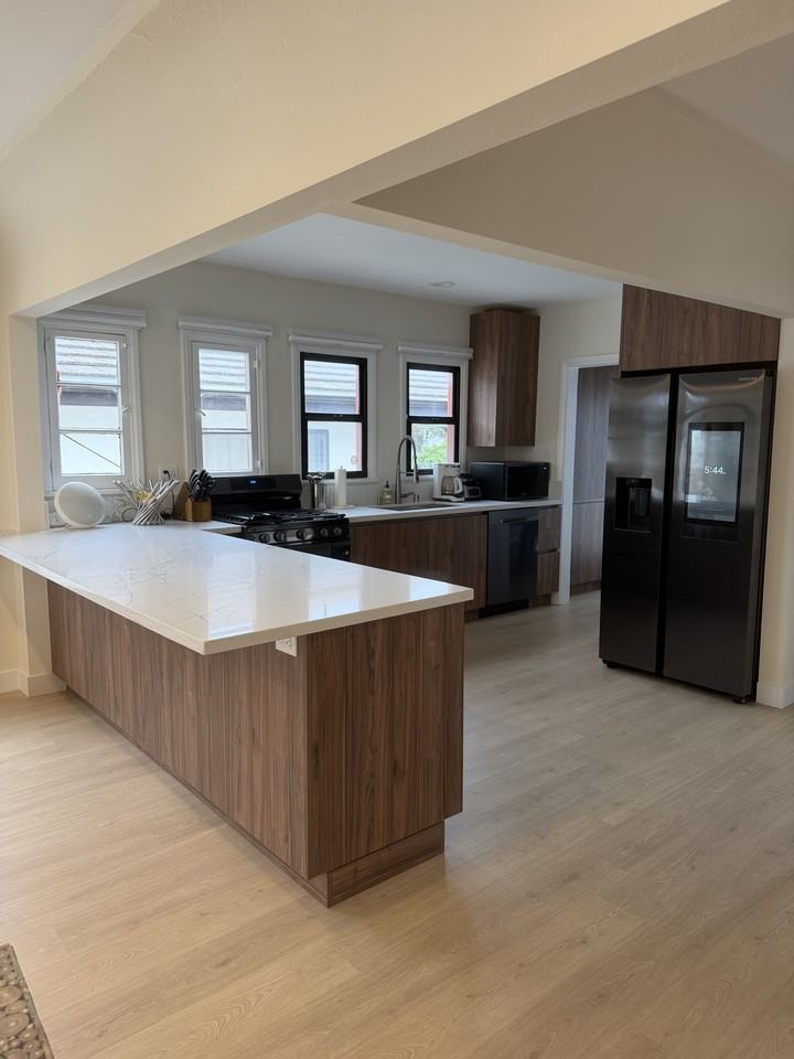 1335 W 14th St #NA - Photo 4 of 28